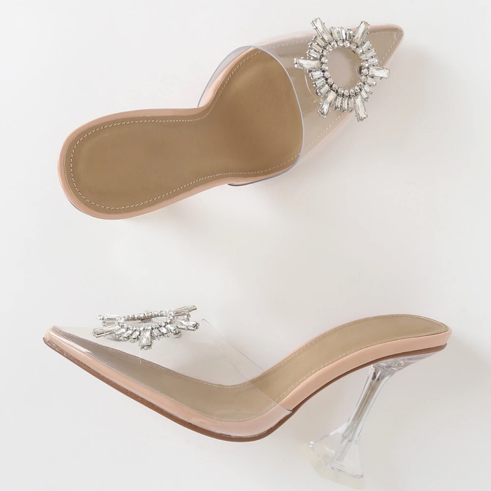 NIB LuLu’s Midnight Light Nude Pointed-Toe Heels - Size 6